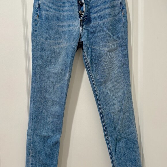 Aritzia Denim Forum The Yoko High Rise Slim 26 x 28L - Picture 5 of 6
